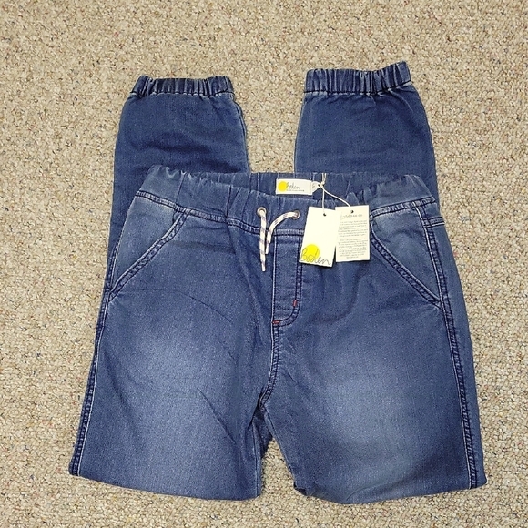 Boden Other - Boden Medium Blue Wash jogger Jeans Soft Denim kid's sz 13y new